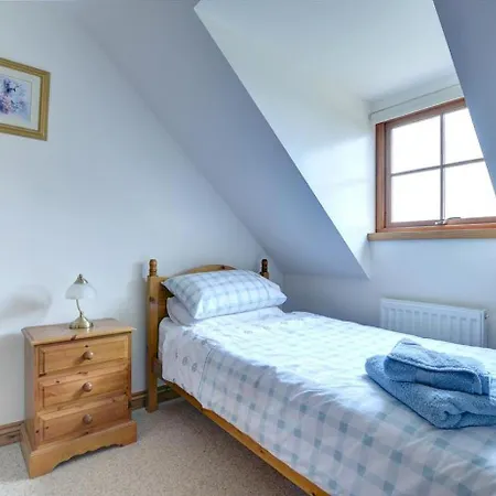 2 Bed In Whitby Oc-wa024 * Mickleby